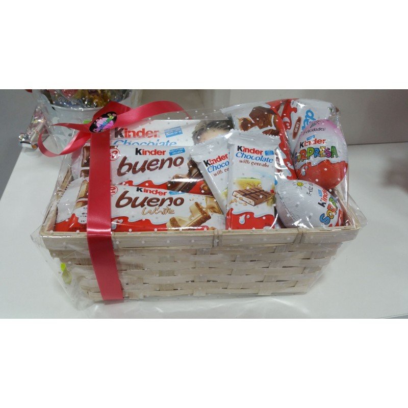 CESTA KINDER PEQUEÑA. CHUCHES Y DECORACION. PRECIOS DE FABRICA. www.chuchelandiajl.com